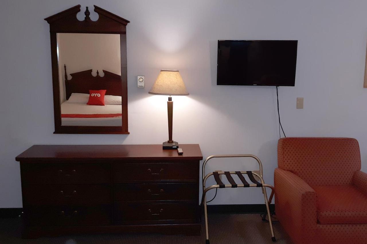 Iron Horse Inn Simsbury Ngoại thất bức ảnh